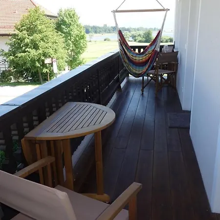 Konukevi Gaestehaus Nigglhof